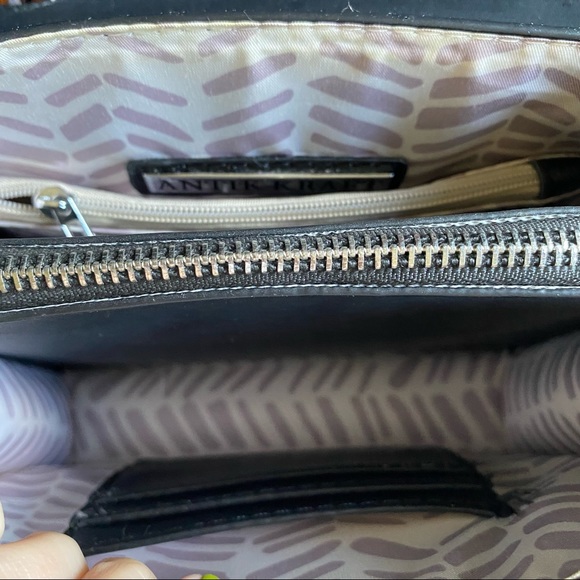 ✨SOLD!✨black & tortoise bag - Picture 10 of 10